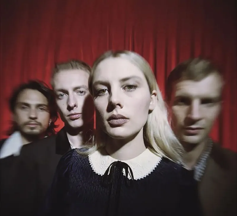 🖼名称：WolfAlice-2021年专辑-BlueWeekend（TourDeluxe）Flac 音乐